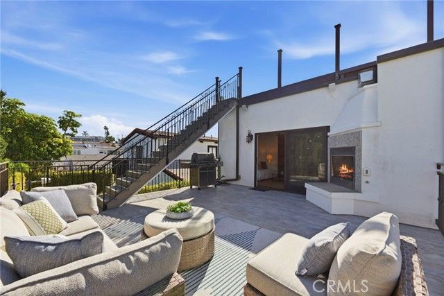 1001 2nd, Hermosa Beach, CA 90254