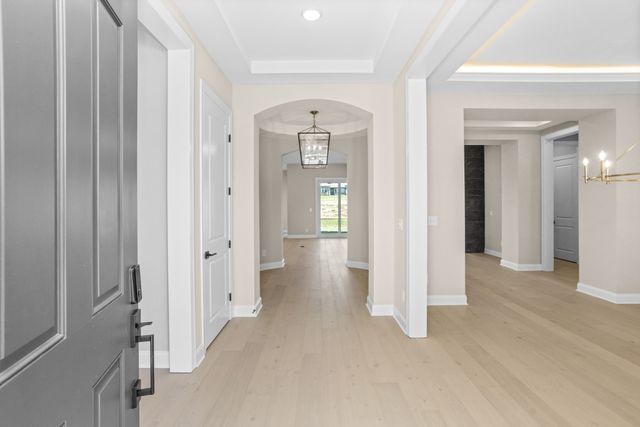 5961 Hunt Valley Drive, Spring Hill, TN 37174