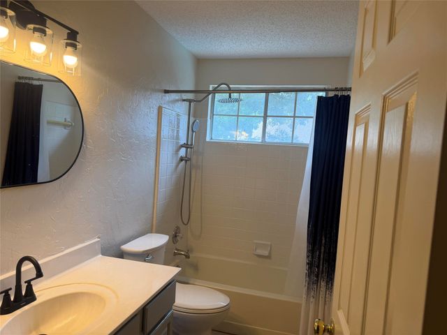 1086 Woodbriar Drive, Grapevine, TX 76051