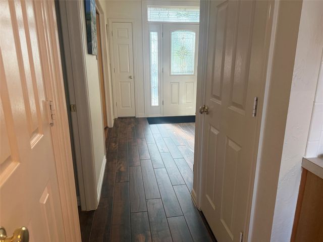 1086 Woodbriar Drive, Grapevine, TX 76051
