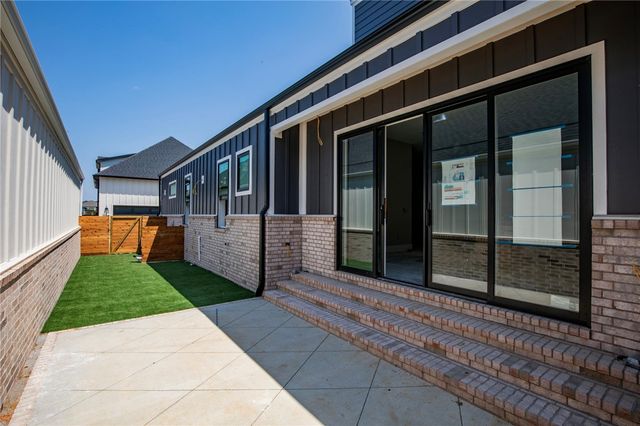 3502 SW Scoggins Road, Bentonville, AR 72713