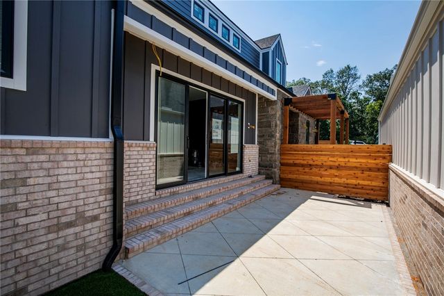 3502 SW Scoggins Road, Bentonville, AR 72713