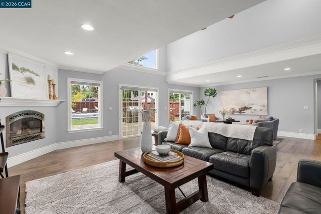 2064 Celeste Ave, Walnut Creek, CA 94596