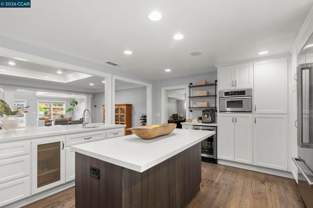 2064 Celeste Ave, Walnut Creek, CA 94596