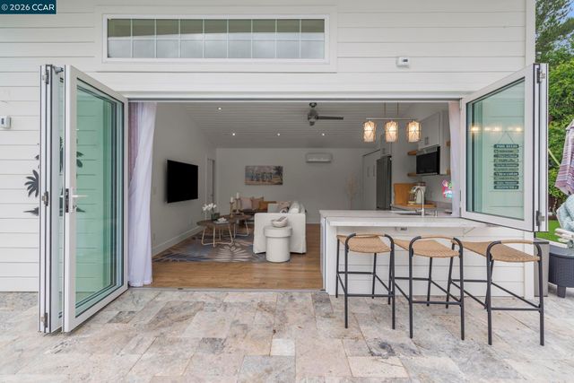 2064 Celeste Ave, Walnut Creek, CA 94596