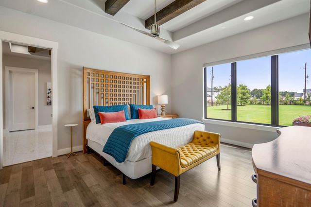 22 Dashingly Court, Tomball, TX 77377