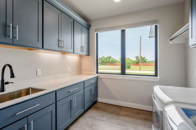 22 Dashingly Court, Tomball, TX 77377