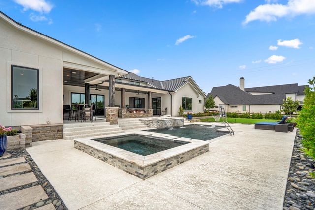 22 Dashingly Court, Tomball, TX 77377