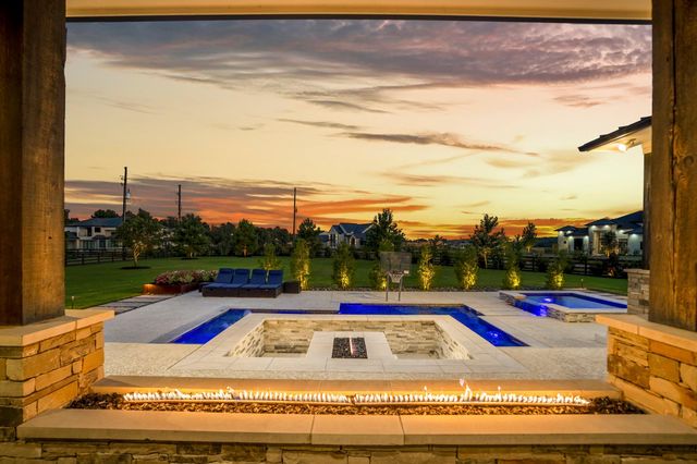 22 Dashingly Court, Tomball, TX 77377