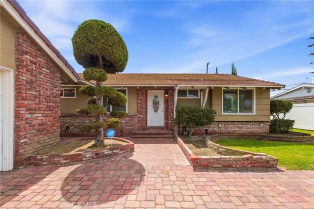 2554 W Chanticleer, Anaheim, CA 92804