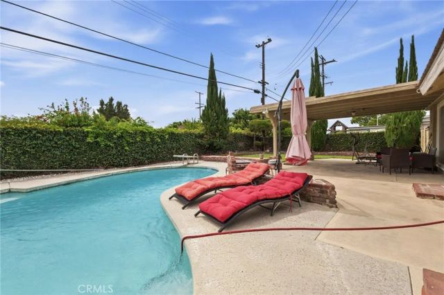 2554 W Chanticleer, Anaheim, CA 92804