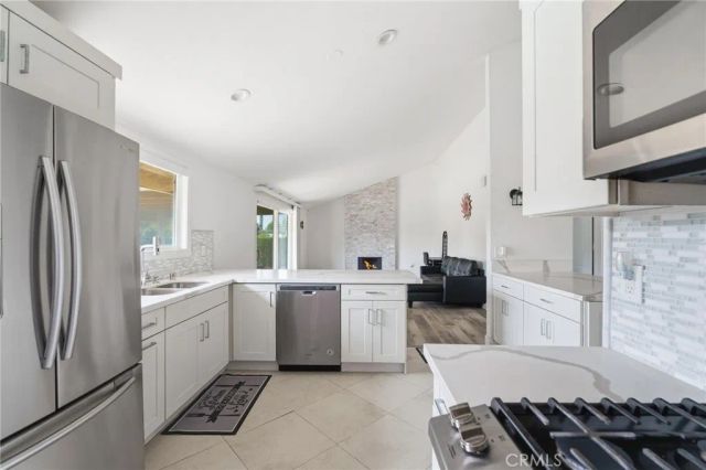 2554 W Chanticleer, Anaheim, CA 92804