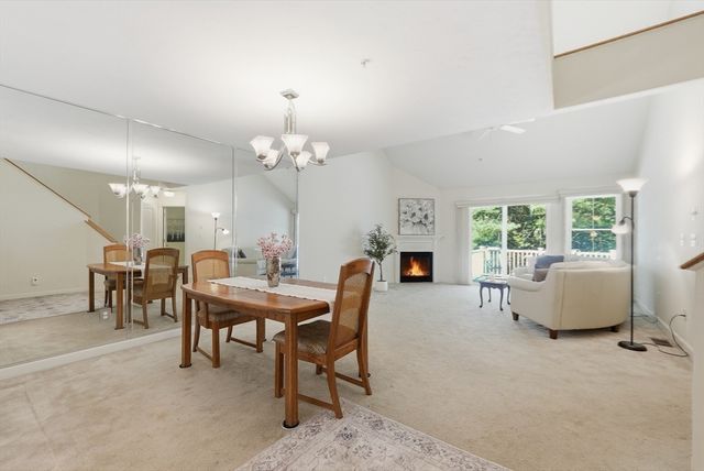 4 Autumn Drive B, Hudson, MA 01749