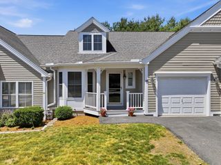 4 Autumn Drive B, Hudson, MA 01749