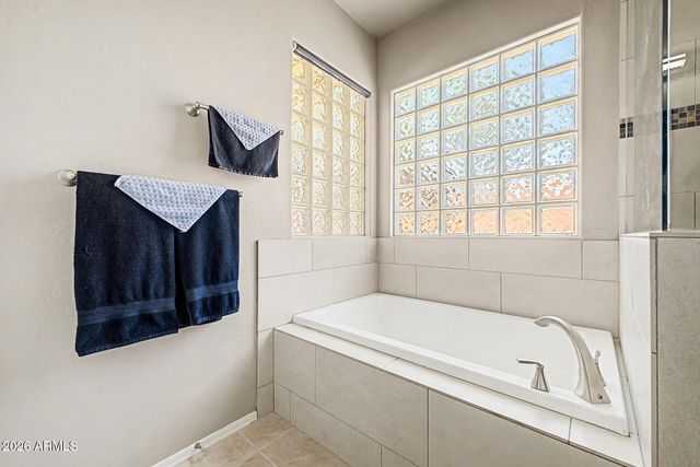 4486 E SUNDANCE Court, Gilbert, AZ 85297