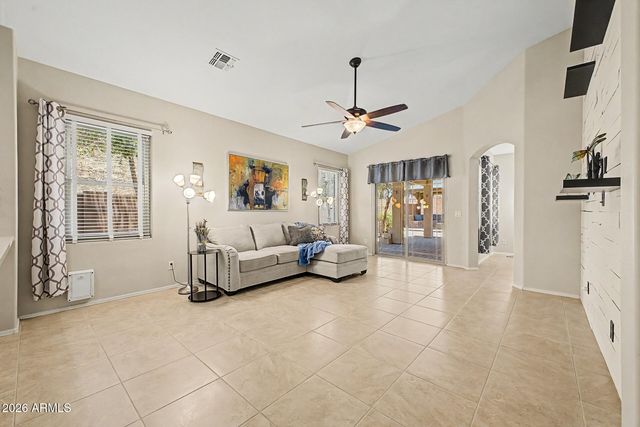 4486 E SUNDANCE Court, Gilbert, AZ 85297