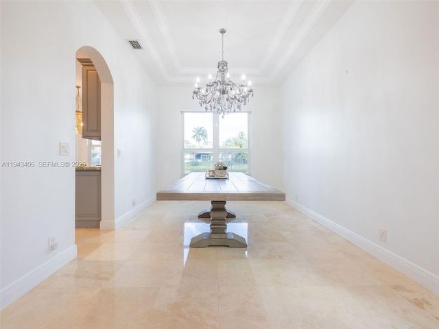 2763 Oakbrook Dr, Weston, FL 33332