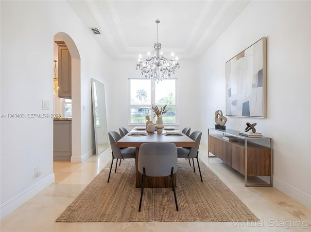 2763 Oakbrook Dr, Weston, FL 33332