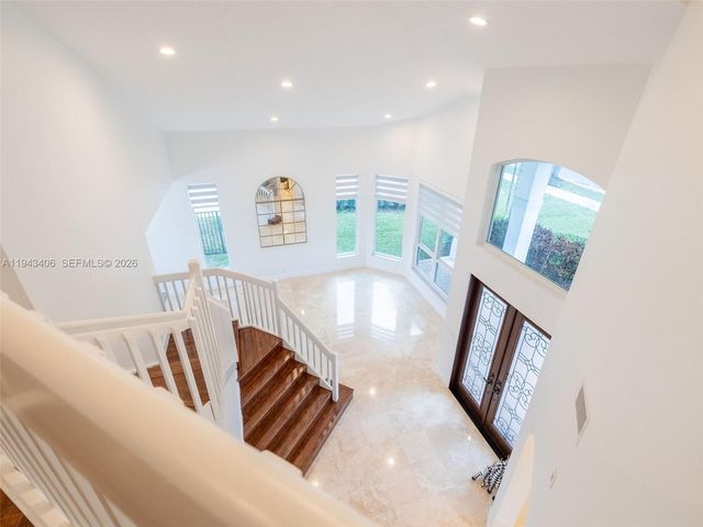 2763 Oakbrook Dr, Weston, FL 33332