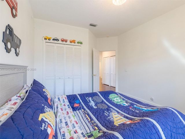 2763 Oakbrook Dr, Weston, FL 33332