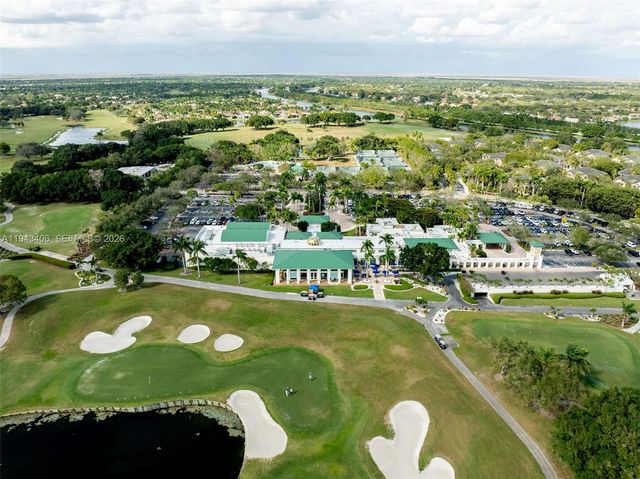 2763 Oakbrook Dr, Weston, FL 33332