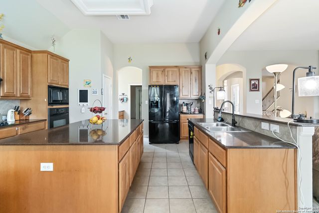 846 COUNTY ROAD 2763, Mico, TX 78056