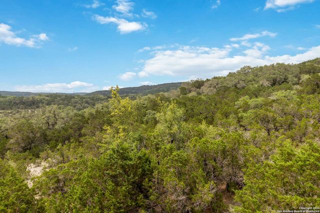 846 COUNTY ROAD 2763, Mico, TX 78056