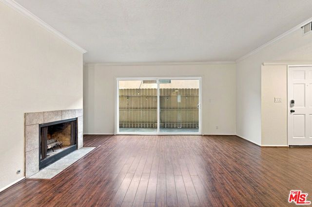 11918 Avon Way 102, Los Angeles, CA 90066