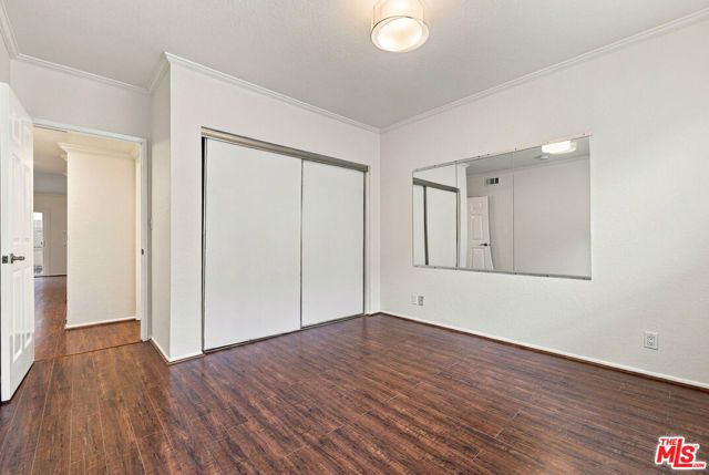 11918 Avon Way 102, Los Angeles, CA 90066
