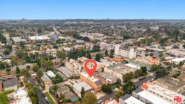 11918 Avon Way 102, Los Angeles, CA 90066