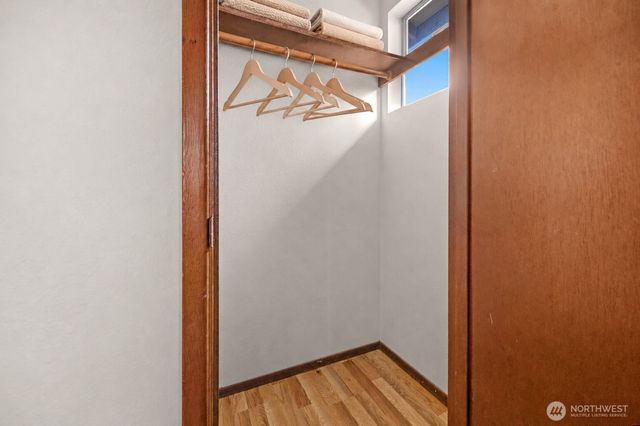 536 N 73rd Street, Seattle, WA 98103