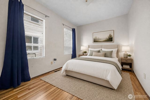 536 N 73rd Street, Seattle, WA 98103