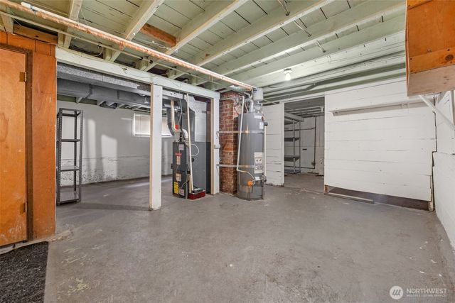 536 N 73rd Street, Seattle, WA 98103