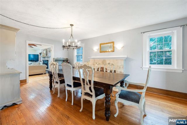 335 River Road, New Milford, NJ 07646