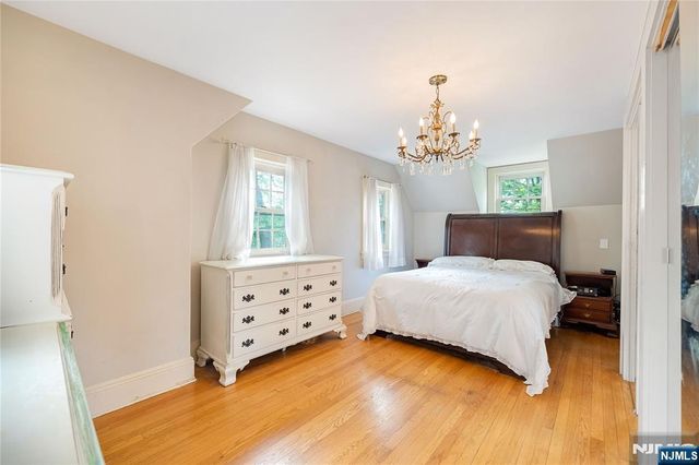 335 River Road, New Milford, NJ 07646