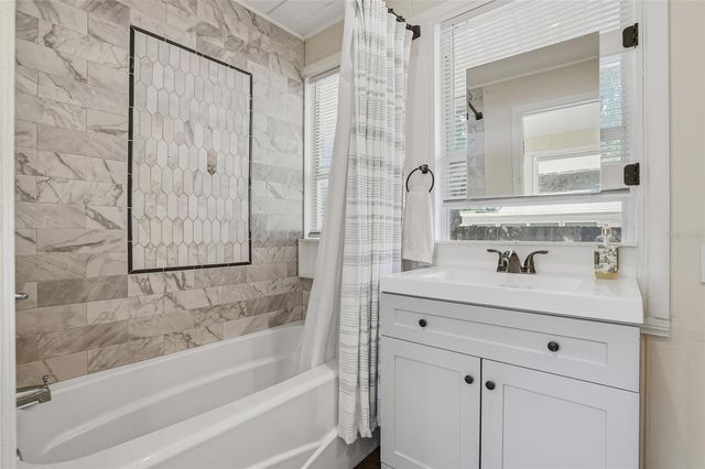 4026 4TH AVENUE S, St Petersburg, FL 33711