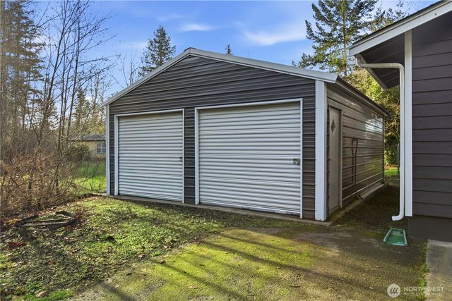 770 E Cedar Street, Belfair, WA 98528