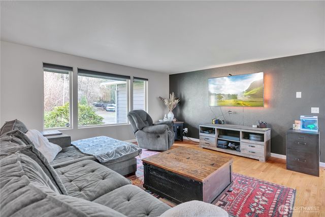 770 E Cedar Street, Belfair, WA 98528