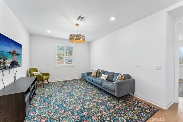 1886 Pele Way, Corona, CA 92882