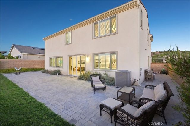 1886 Pele Way, Corona, CA 92882