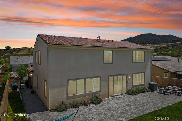 1886 Pele Way, Corona, CA 92882