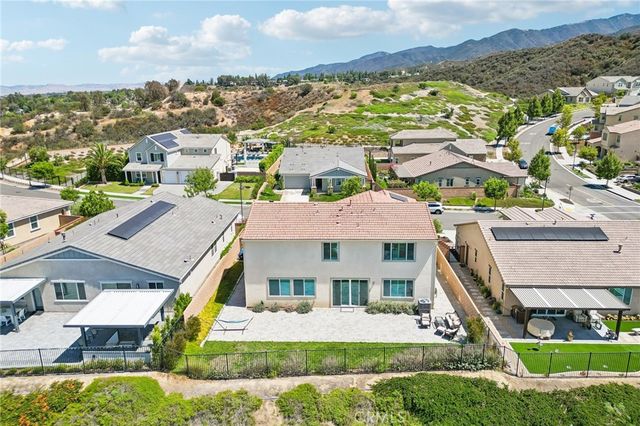 1886 Pele Way, Corona, CA 92882