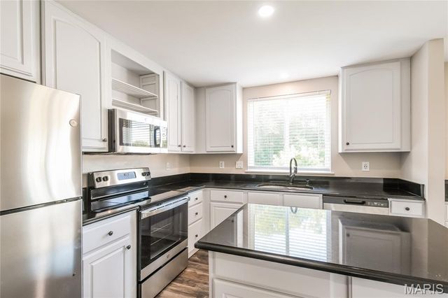 3316 Walworth Way Drive, Mehlville, MO 63129