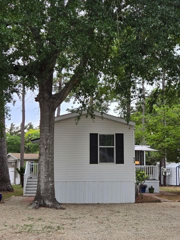 418 Delton Dr., Garden City Beach, SC 29576