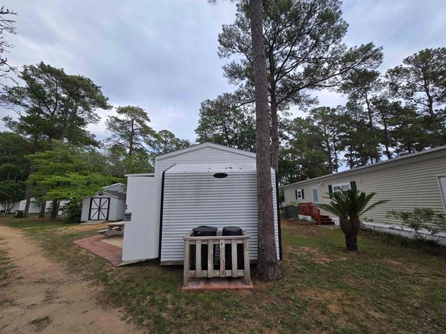 418 Delton Dr., Garden City Beach, SC 29576
