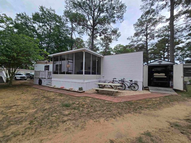 418 Delton Dr., Garden City Beach, SC 29576