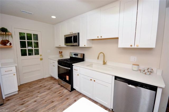 2410 Payne RD, Chesapeake, VA 23323