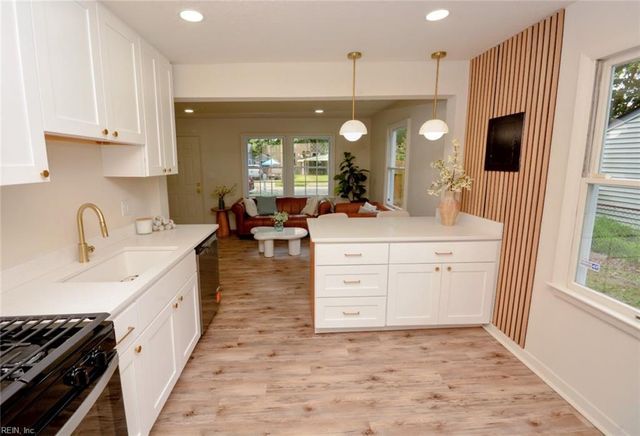2410 Payne RD, Chesapeake, VA 23323