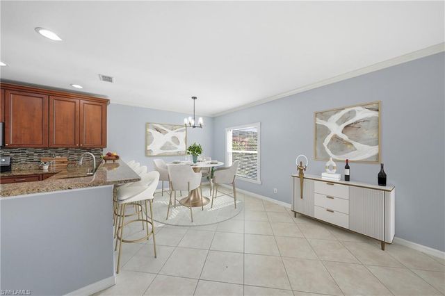 15078 Topsail CT, Naples, FL 34119
