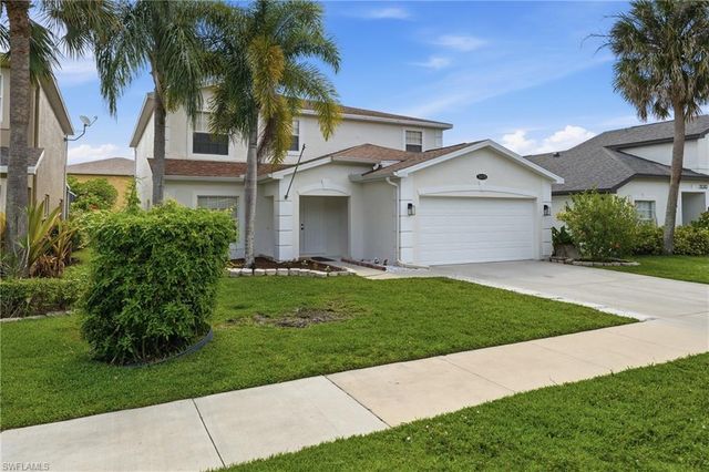 15078 Topsail CT, Naples, FL 34119